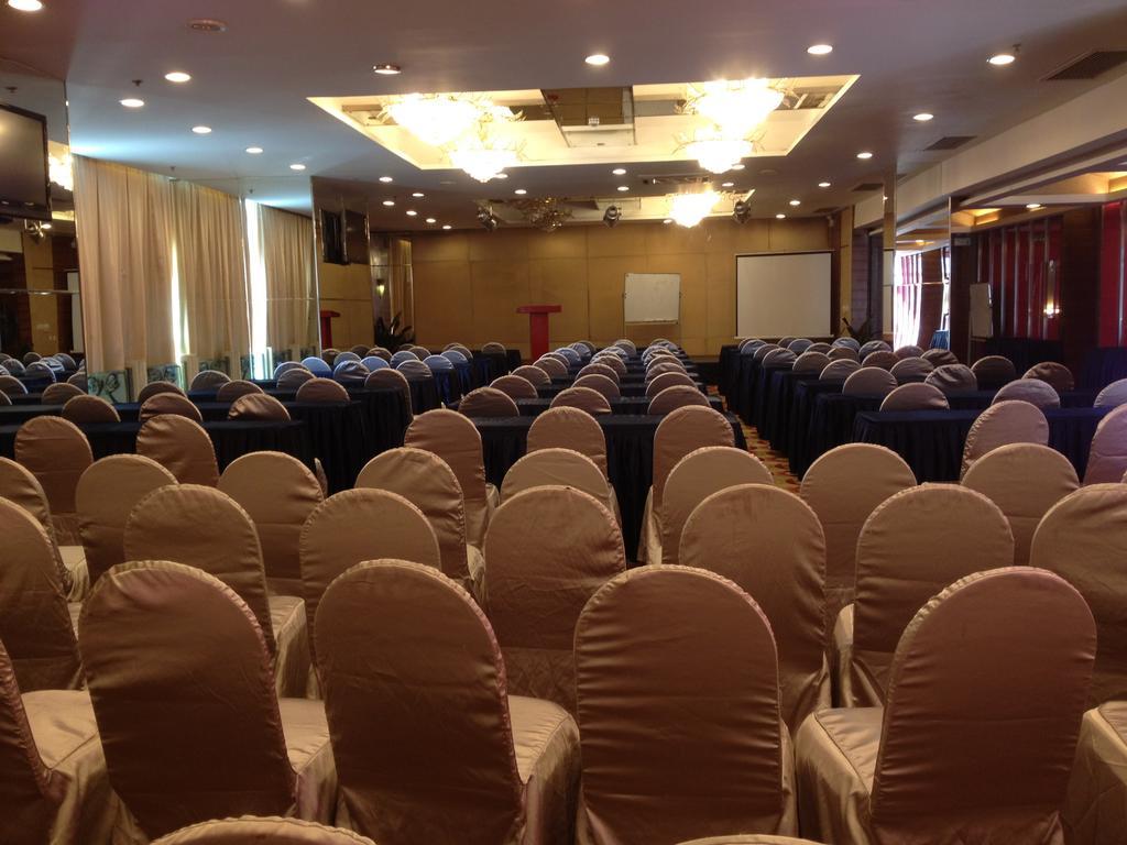 Best Western New Century Hotel Shanghai Extérieur photo