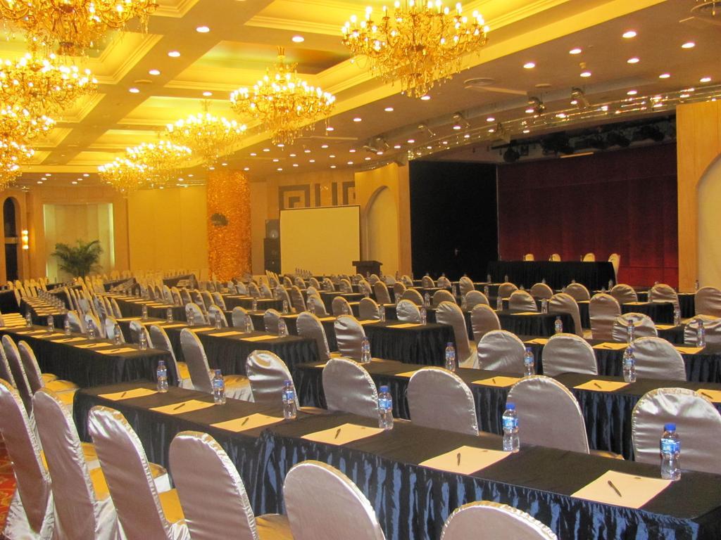 Best Western New Century Hotel Shanghai Extérieur photo