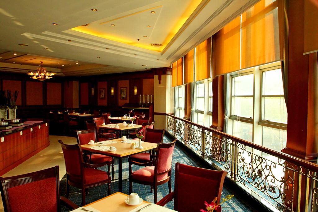 Best Western New Century Hotel Shanghai Extérieur photo